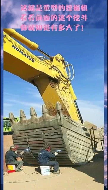 重型挖掘機 從挖斗到油缸，感受工業巨獸的力量
